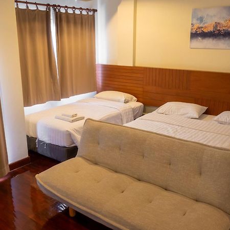 Baan Chuan Chom Pattaya Hotel Buitenkant foto