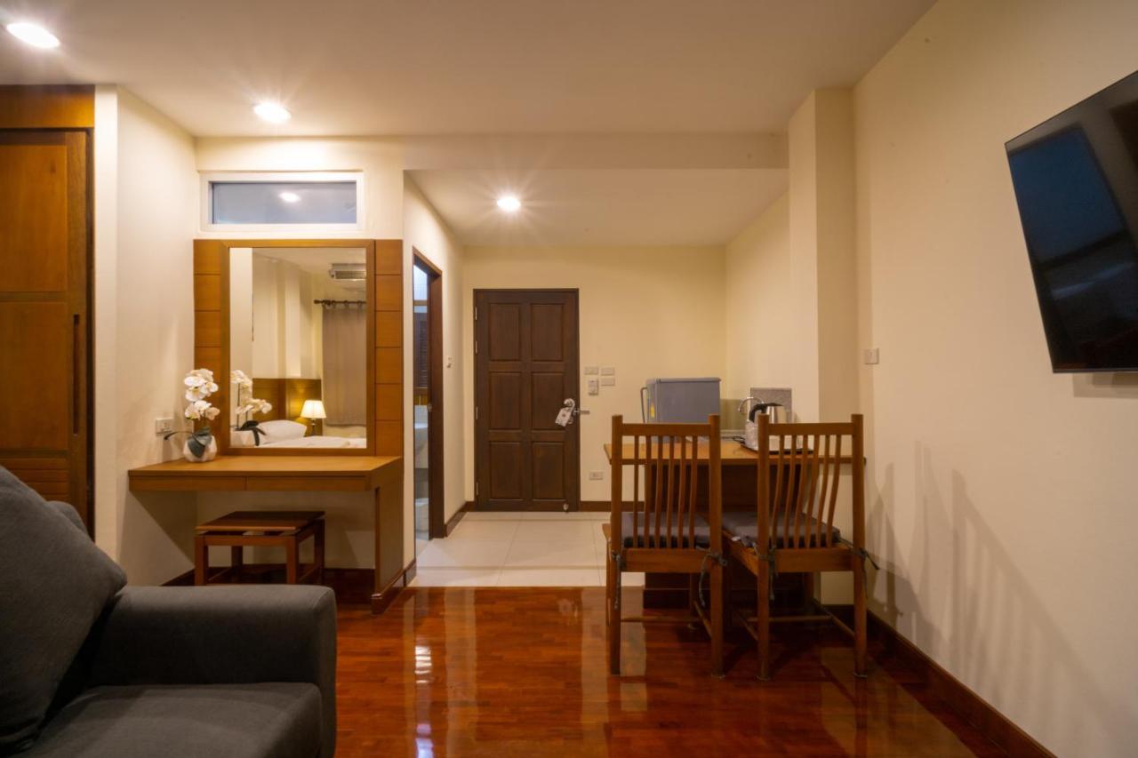 Baan Chuan Chom Pattaya Hotel Buitenkant foto