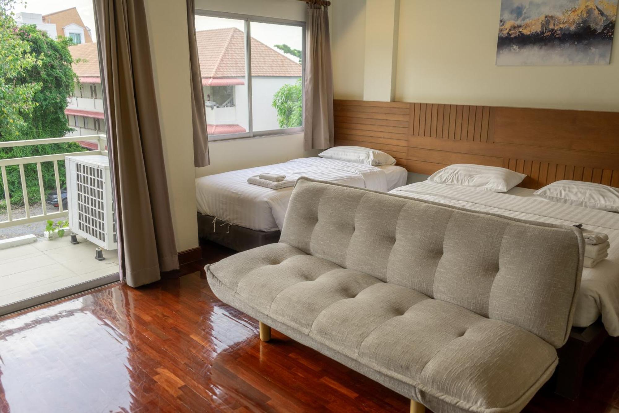 Baan Chuan Chom Pattaya Hotel Buitenkant foto